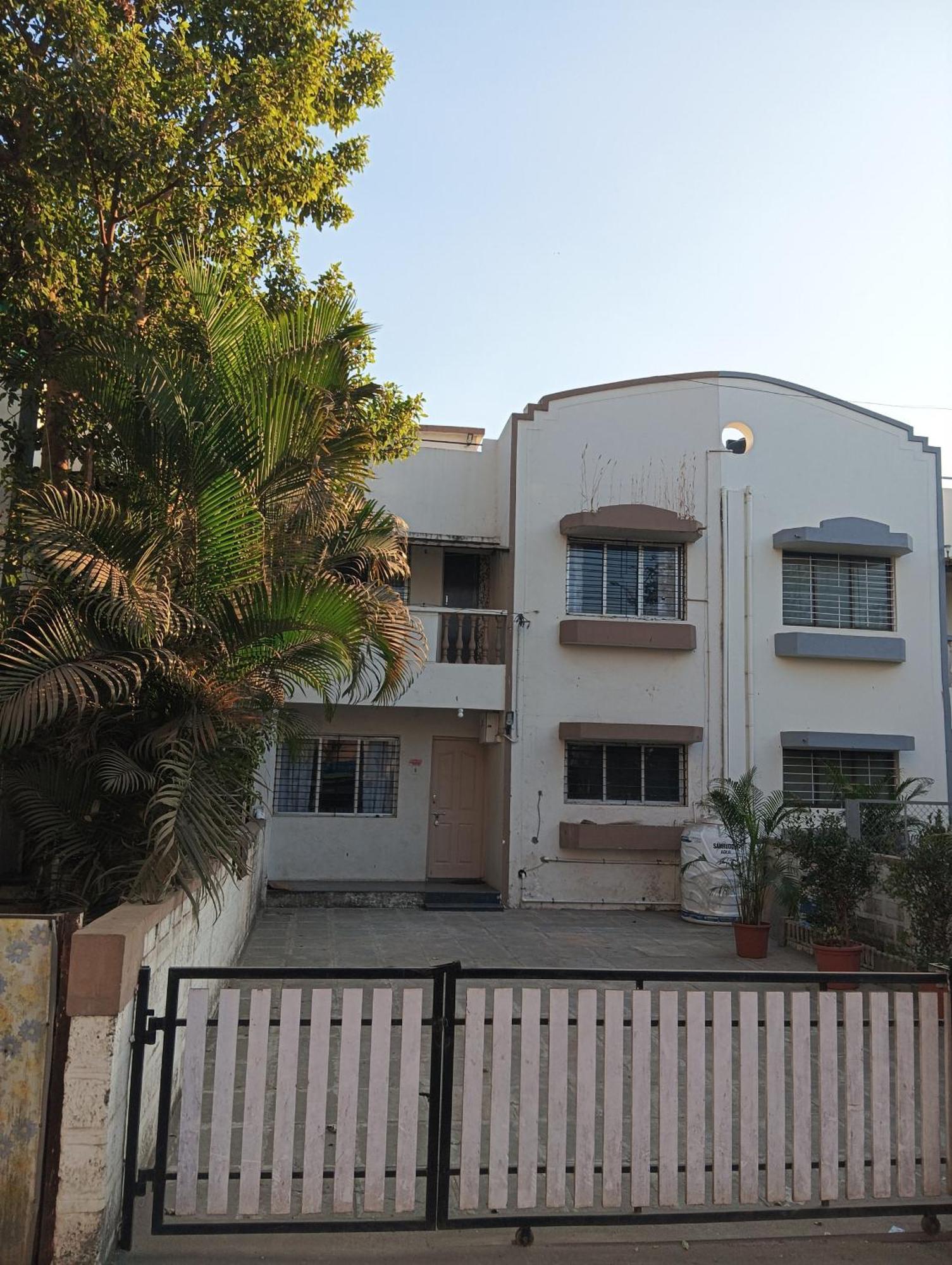 Swanky Sojourns Homestay 2Bhk Kolhapur Bagian luar foto